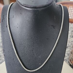 Elegant Silver Tone Chain Necklace 17-20 Inches